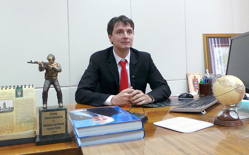 сын Дмитрия Рогозина