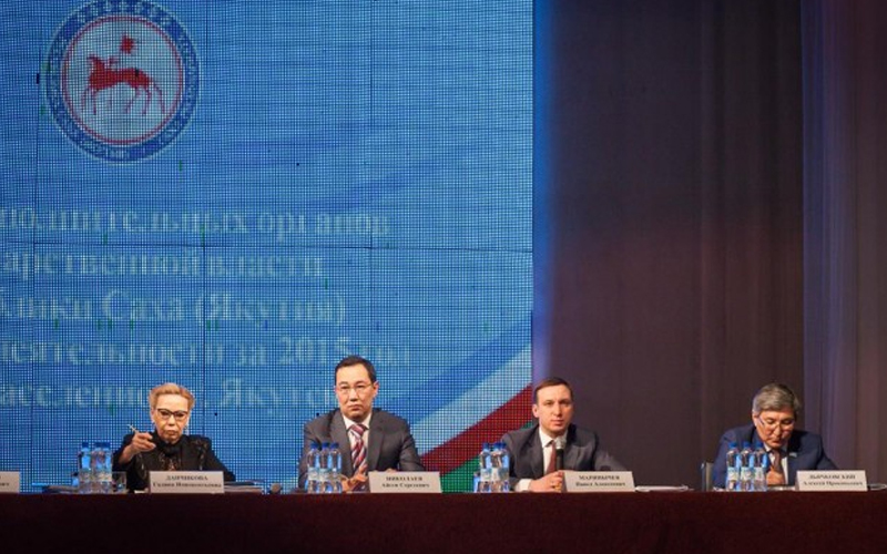 Поднимающийся общественник стремится к политкарьере?