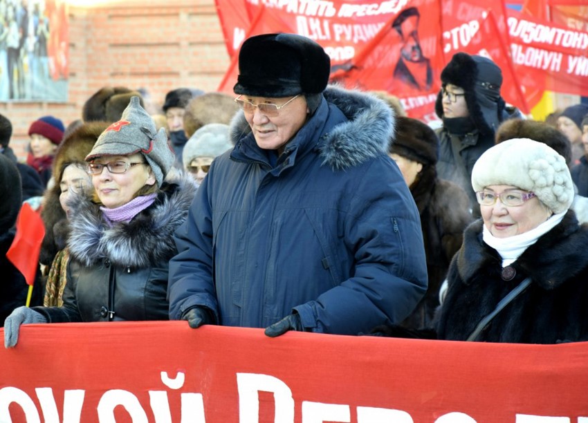 Артур Алексеев на демонстрации.jpeg